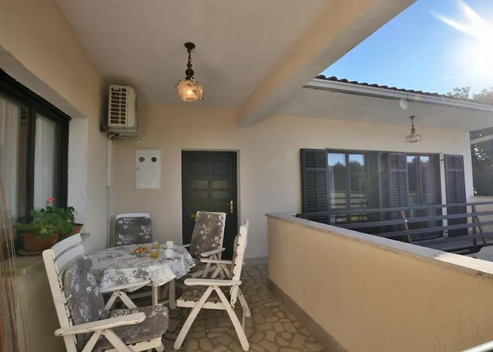 Mirka Villa Barban