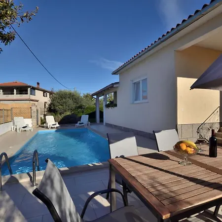 Villa Mirka *