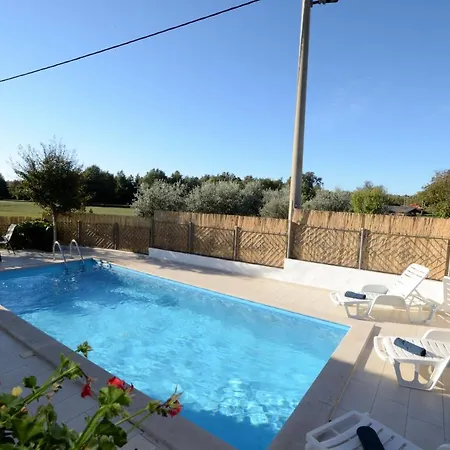 Mirka Villa